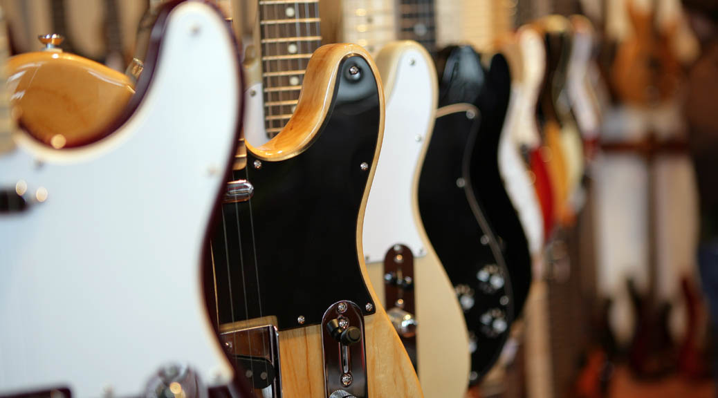 Buying A New Guitar – Secrets To Choosing The Right One!